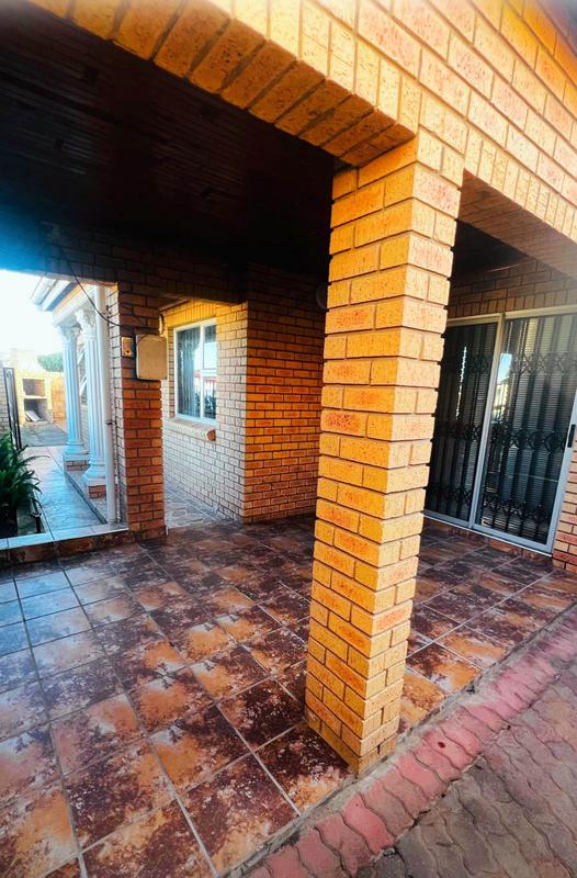 3 Bedroom Property for Sale in Kwazakhele Eastern Cape